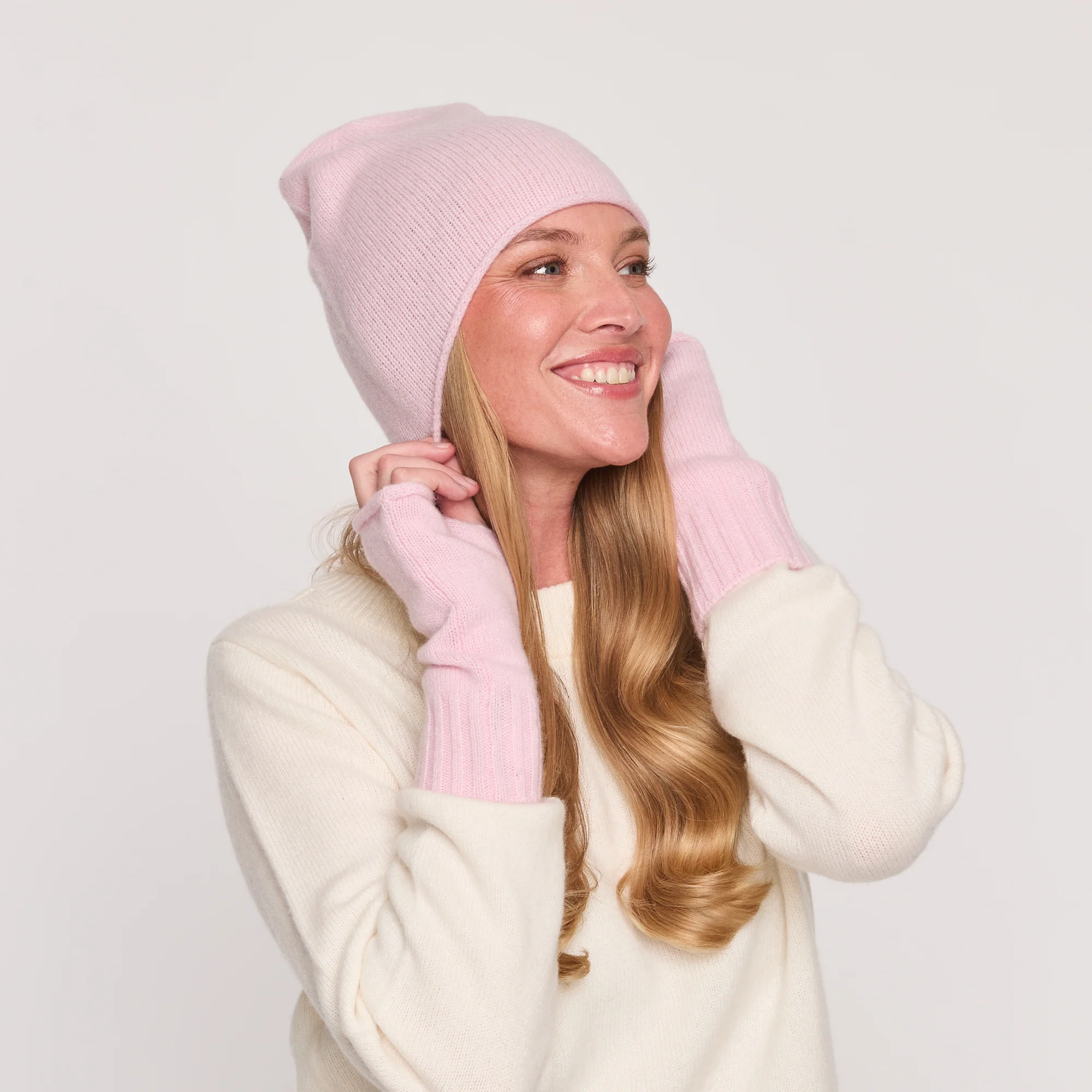 BASIC FINGERLESS GLOVE - Image 8
