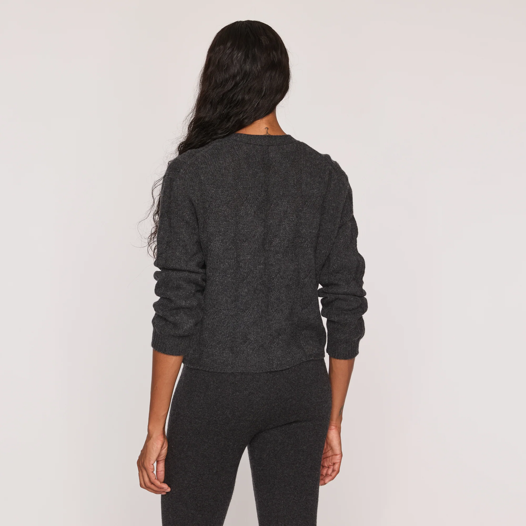 CABLE V NECK CARDIGAN - Image 6