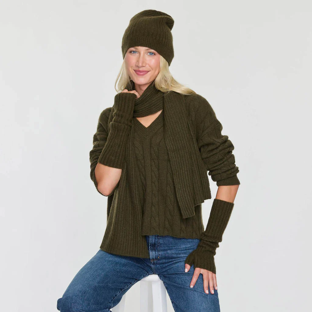 ESSENTIAL RIBBED SCARF - Image 3