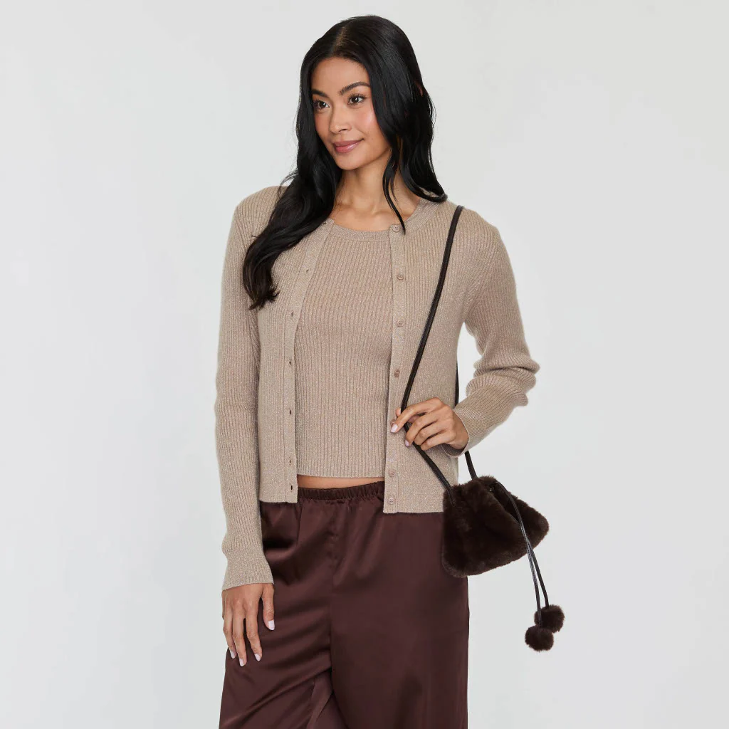 FAUX FUR MICRO BUCKET BAG - Image 4