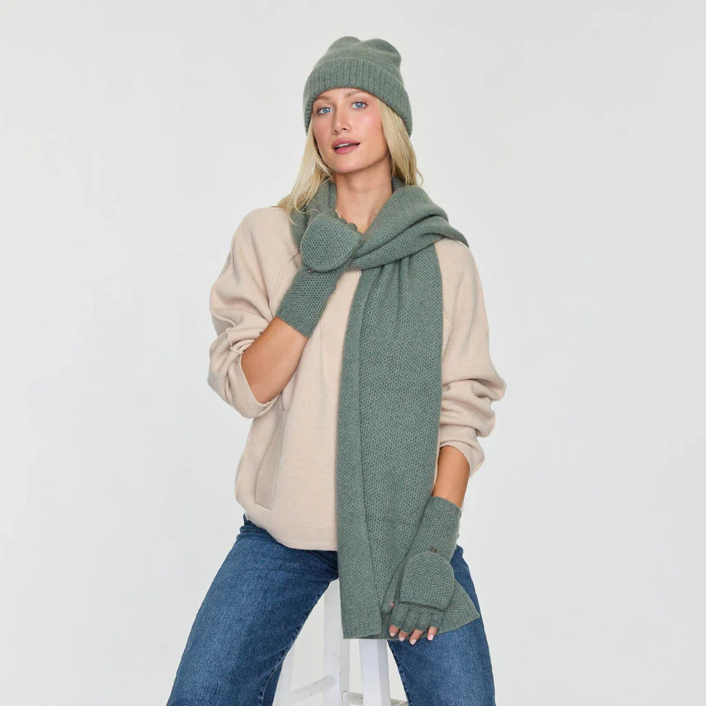 HONEYCOMB SCARF