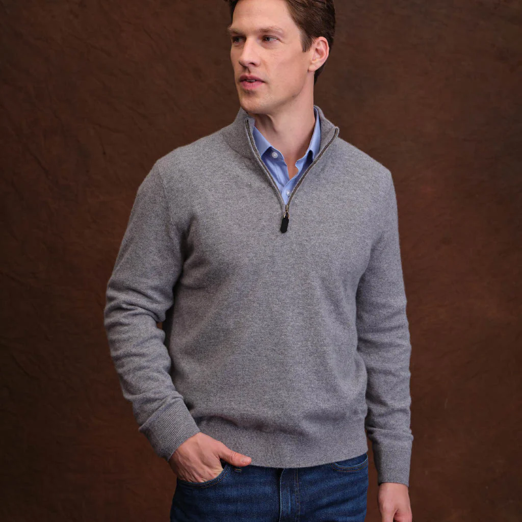 MEN'S ESSENTIAL QUARTER ZIP - Image 2
