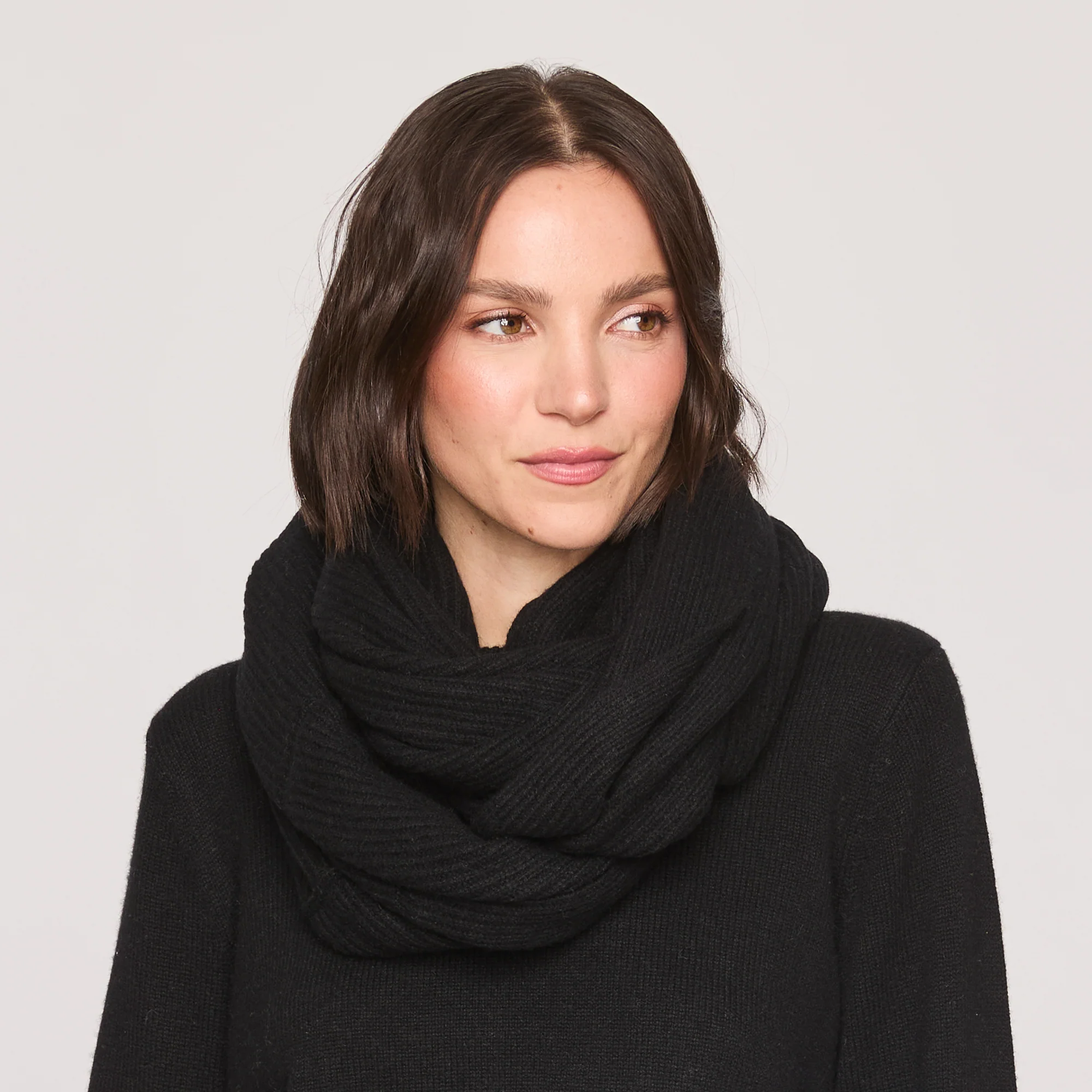 Ribbed Infinity Scarf - Image 3