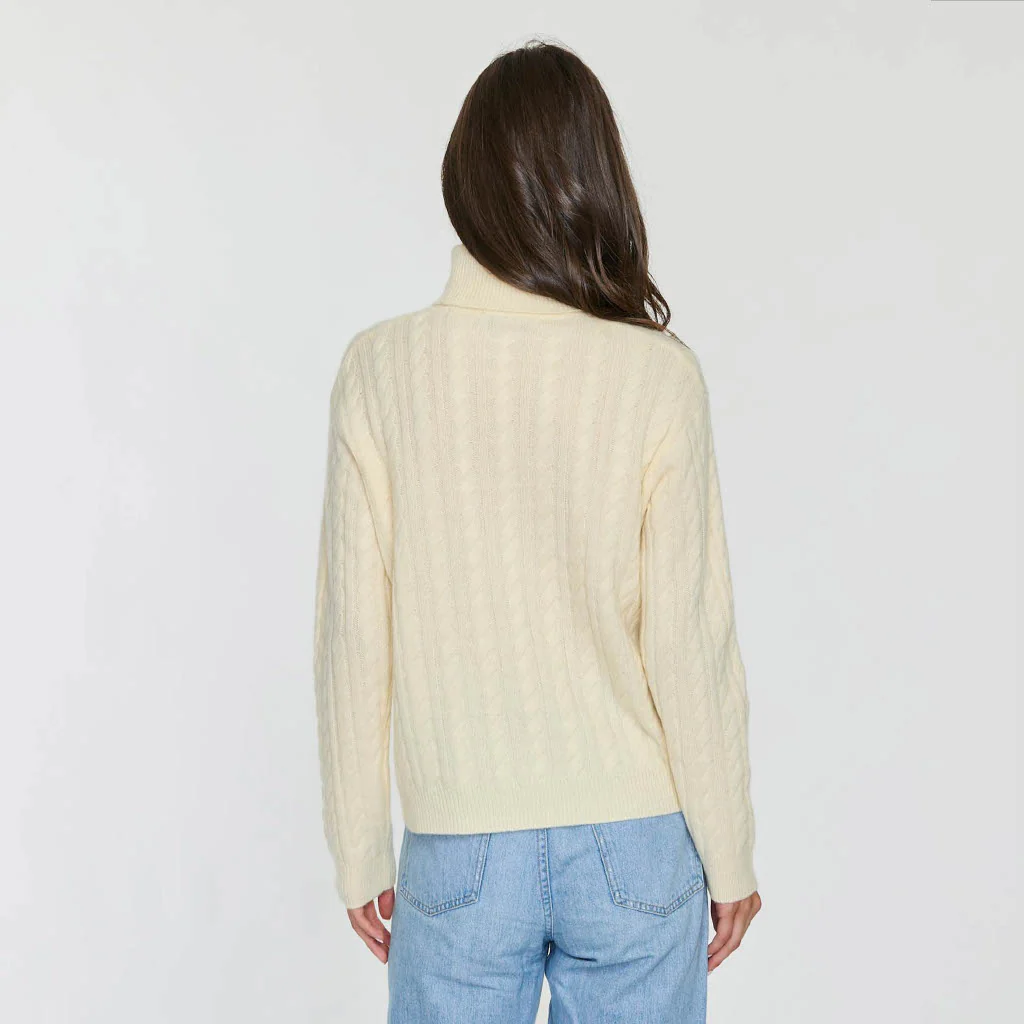TWISTED CABLE TURTLENECK - Image 4