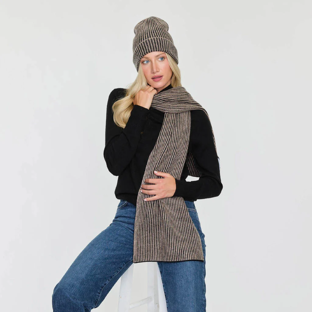 TWO TONE RIBBED SCARF